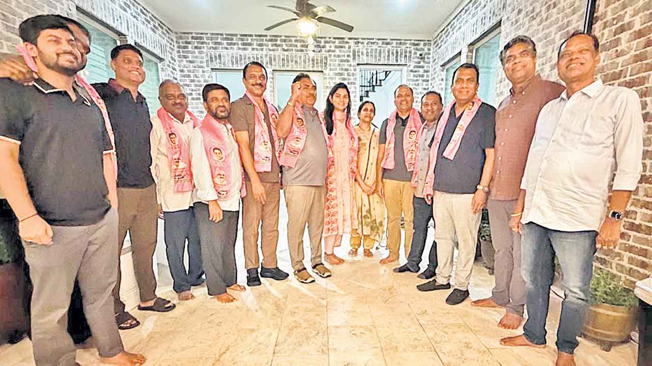 బీఆర్‌ఎస్‌ బలోపేతానికి కృషి చేయాలి