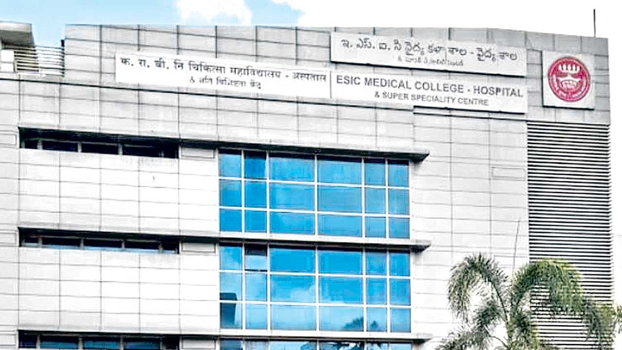 ఈఎస్‌ఐలో అధికారుల తిష్ట