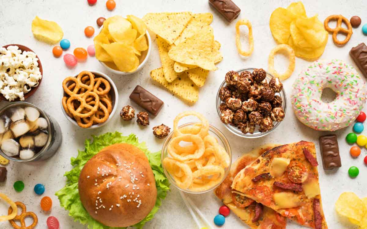 Cancer Causing Foods | ఈ ఆహారాల‌ను తీసుకుంటే క్యాన్స‌ర్‌కు స్వాగ‌తం ప‌లికిన‌ట్లే.. జాగ్ర‌త్త అంటున్న వైద్యులు..