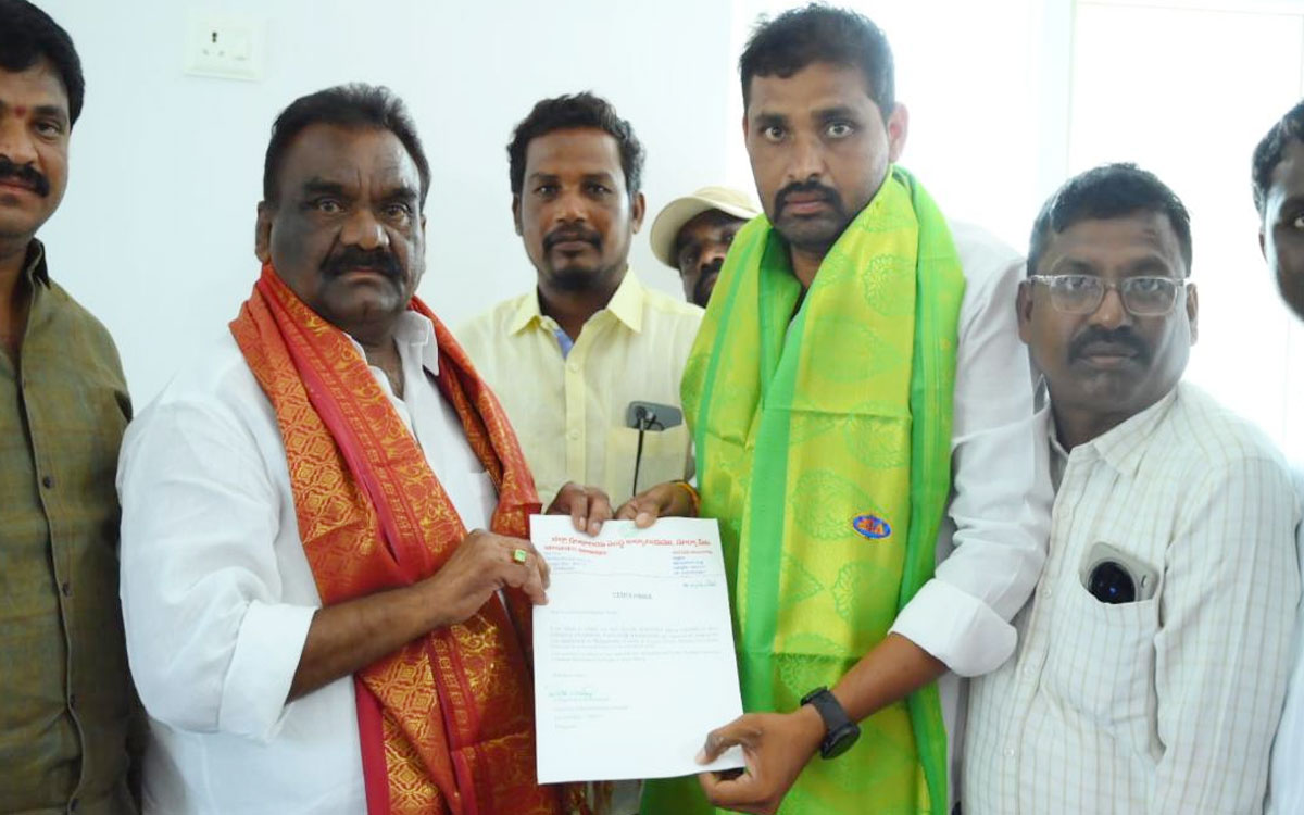 తుంగతుర్తి గ్రంథాలయ ఛైర్మన్‌గా గంగరాజు యాదవ్ నియామకం
