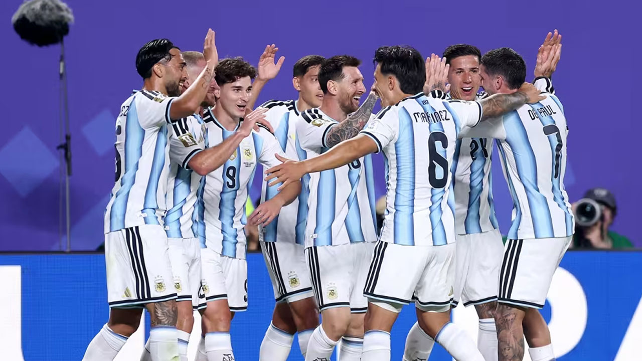 Golden Boot: గోల్డెన్ బూట్ రేసు.. లీడింగ్‌లో మెస్సి, డేవిడ్