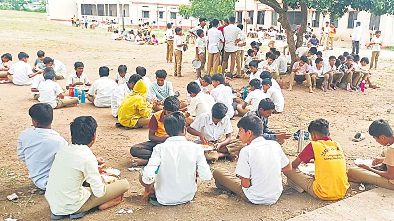 అమాత్యా.. హామీ మరిచారా.. లింగంపల్లి గురుకులం గుర్తుందా?