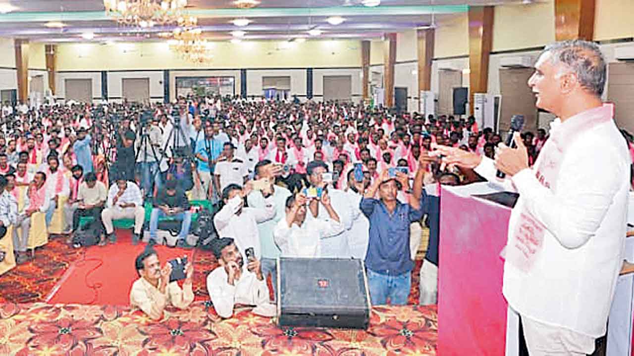 ఏపీకి సుజలం.. తెలంగాణకు నిష్ఫలం