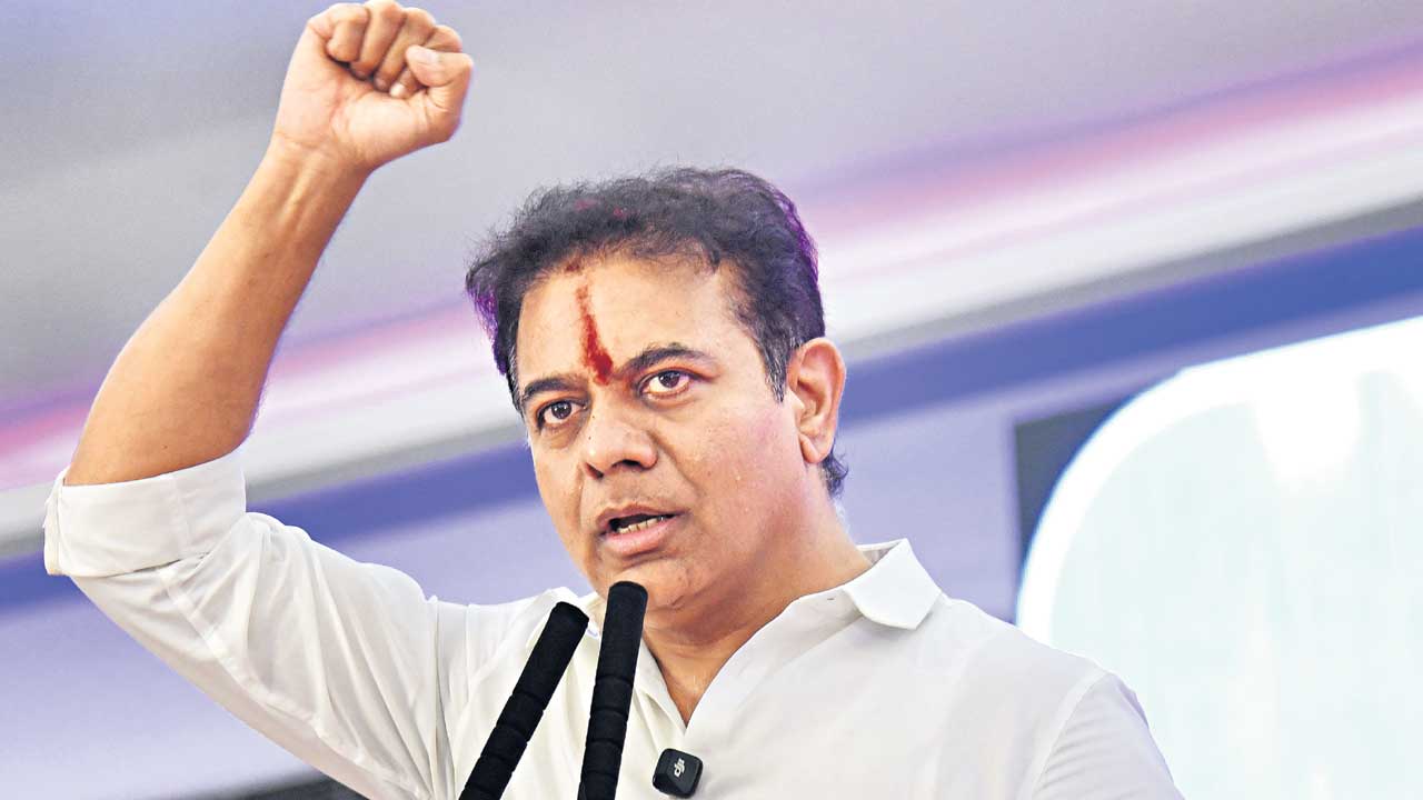 కేసీఆర్‌ నాయకత్వమే శరణ్యం