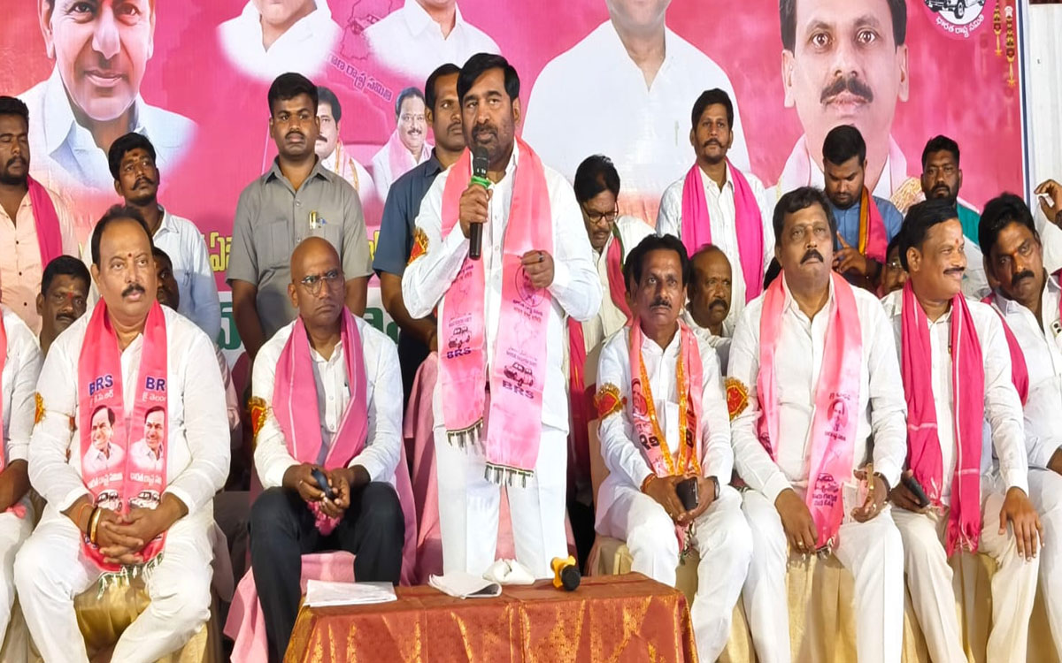 ‘కాంగ్రెస్ ప్ర‌భుత్వంలో స్కీమ్‌లుండ‌వు.. ఓన్లీ స్కామ్‌లే’