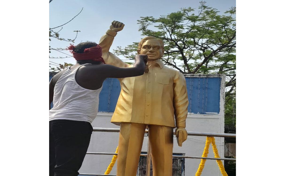 రాష్ట్ర ఆవిర్భావ వేడుకలపై సింగ‌రేణి అధికారుల చిన్నచూపు?