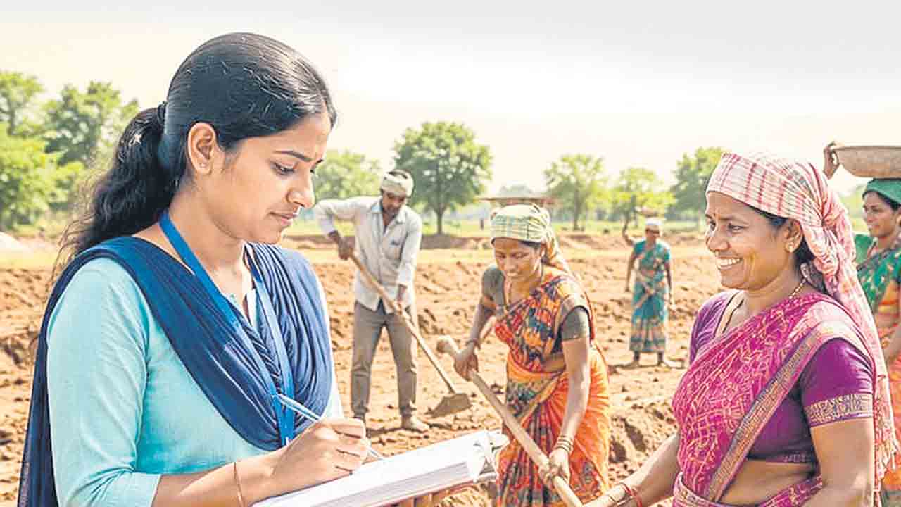 ఫీల్డ్‌ అసిస్టెంట్లకు ఉద్యోగ భద్రతేది?