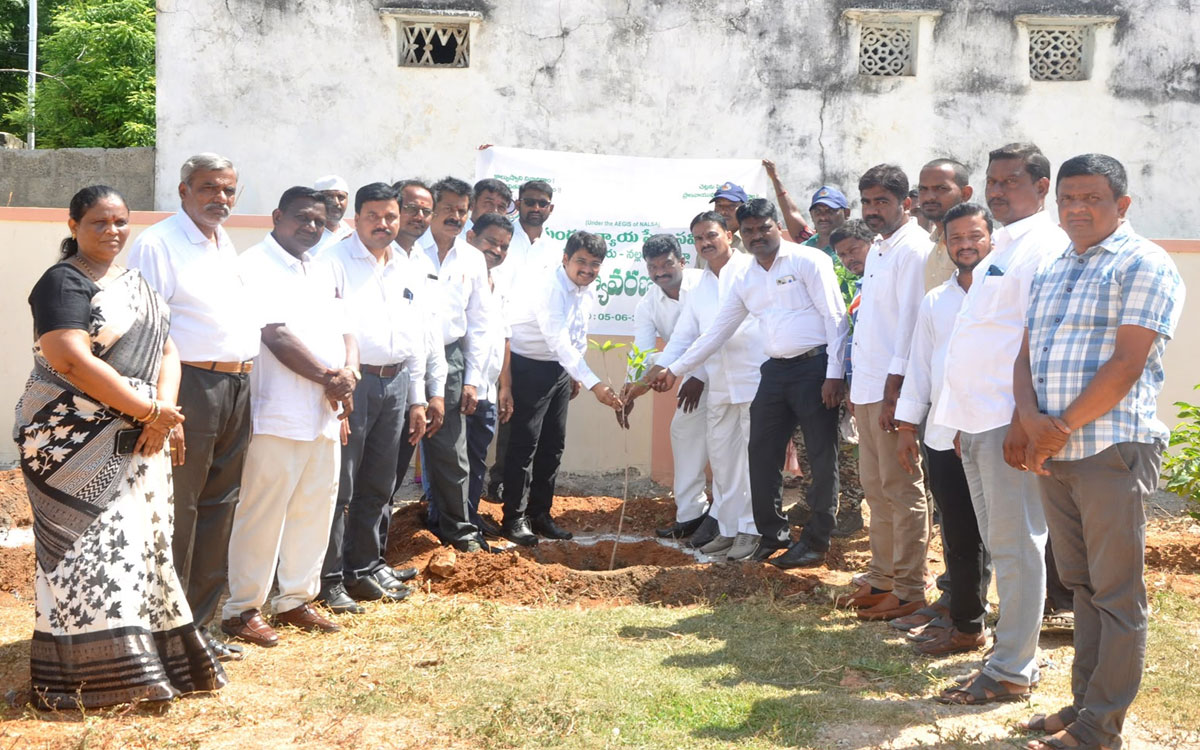 పర్యావరణ పరిరక్షణతోనే మానవ మనుగడ : జూనియర్ సివిల్ జడ్జి పృథ్వీరాజ్‌