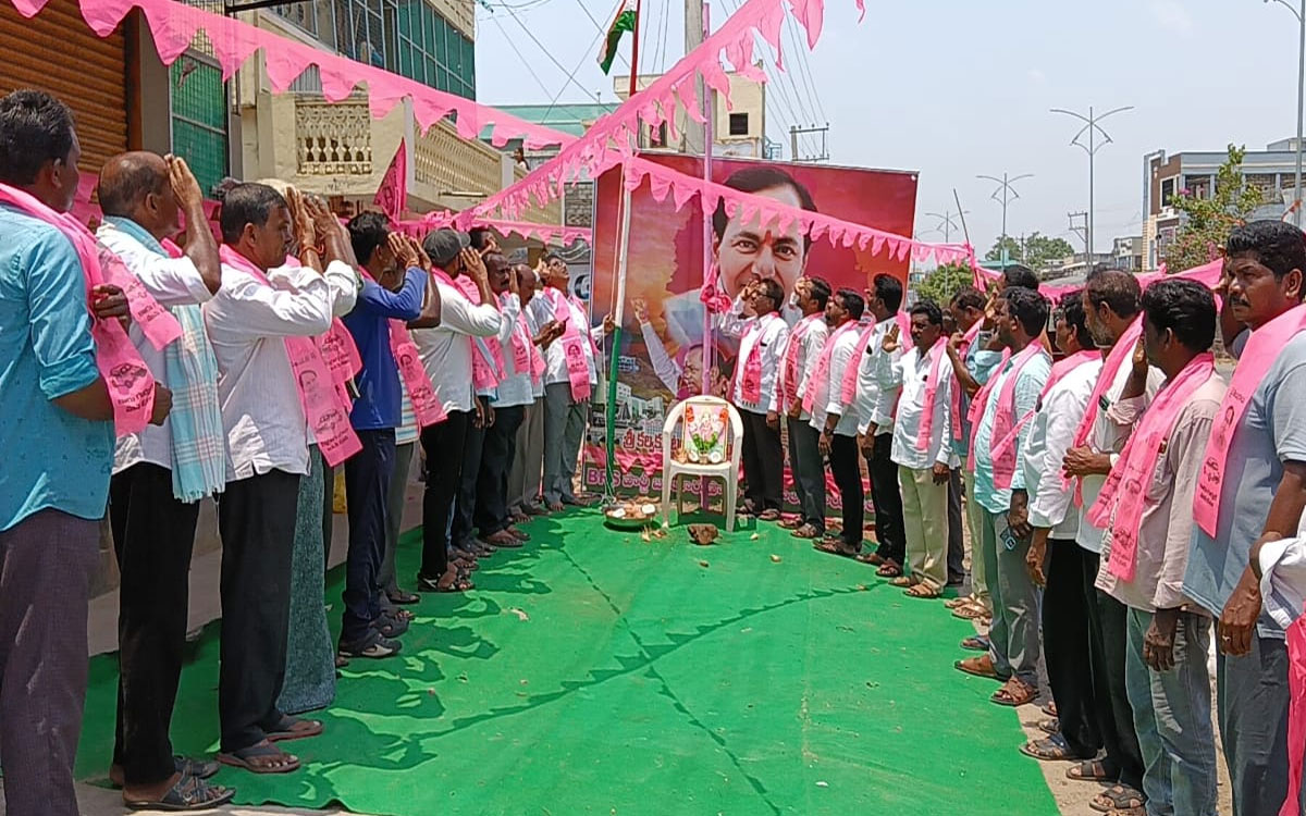 ​జూలూరుపాడులో ఘనంగా తెలంగాణ ఆవిర్భావ దినోత్సవ వేడుకలు
