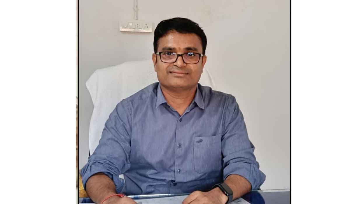 Chigurumamidi | చిగురుమామిడి తహసీల్దార్‌గా కోడం కనకయ్య