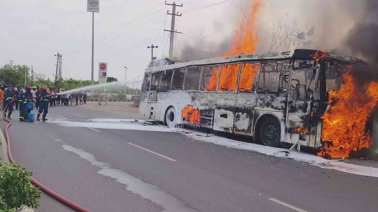 Karimnagar Rtc Bus Fire2