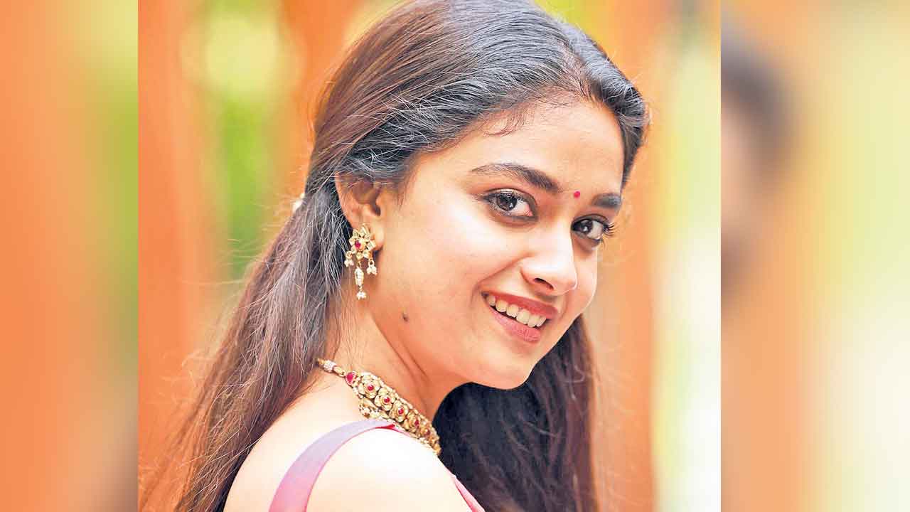 అలాంటి పాత్ర కోసం ఎదురుచూస్తున్నా!