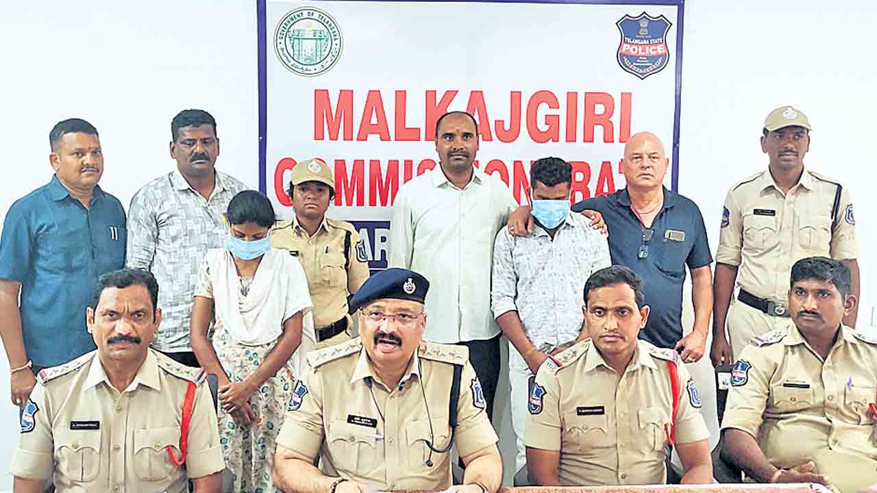 హత్యకేసులో తల్ల్లే నిందితురాలు