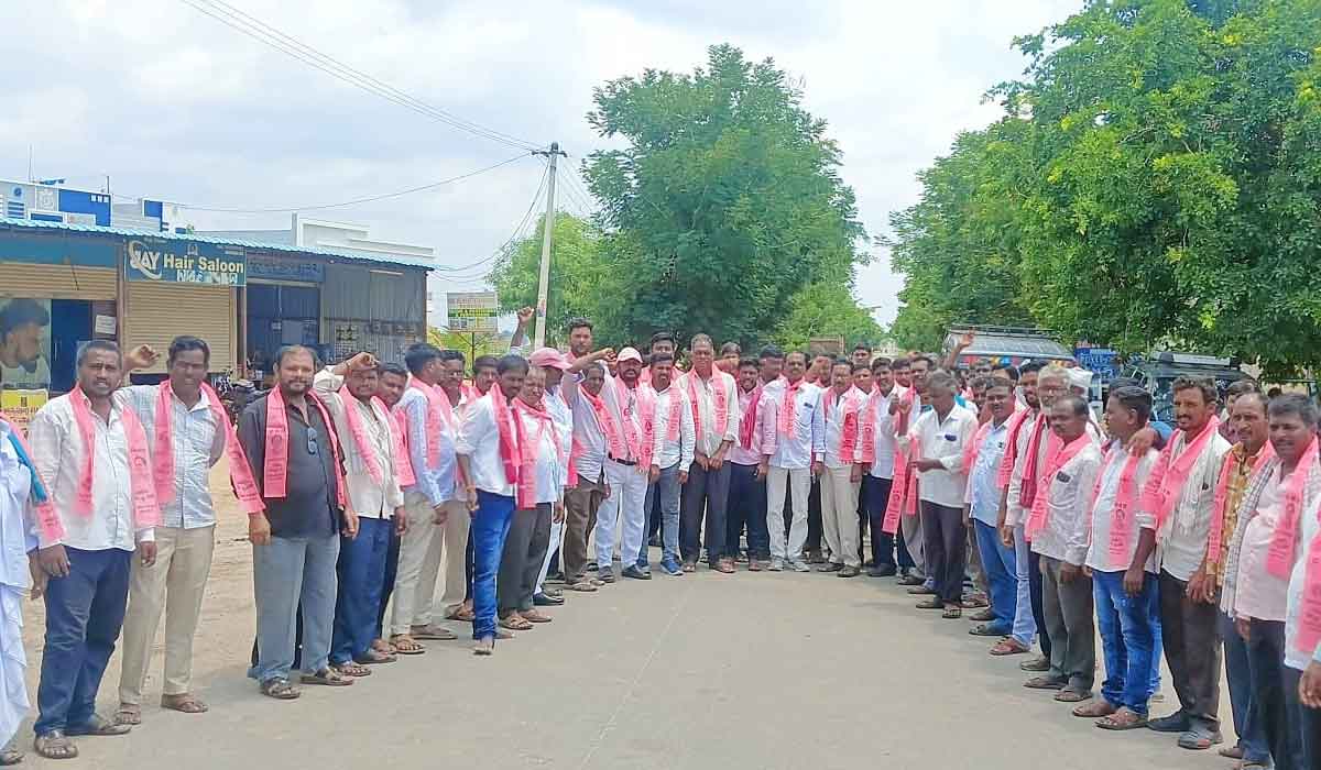 Kotagiri | బాన్సువాడలో జరిగే సన్నాహక సమావేశానికి తరళిన కోటగిరి, పోతంగల్ బీఆర్ఎస్ శ్రేణులు