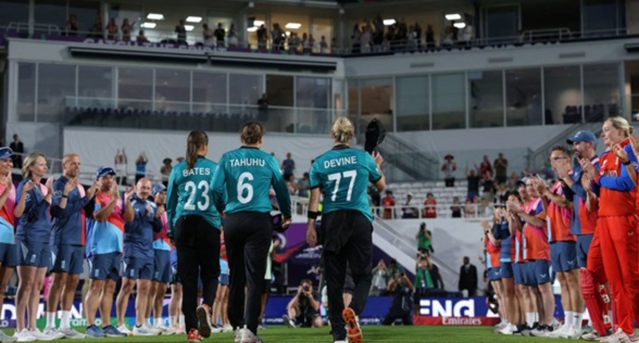 Womens T20 World Cup | సెమీస్‌లో వెస్టిండీస్.. డిఫెండింగ్ ఛాంపియ‌న్ ఔట్..!