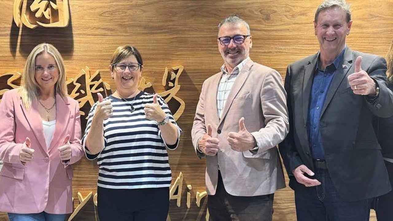New Zealand Lawmakers: తైవాన్‌కు న్యూజిలాండ్ చ‌ట్ట‌స‌భ ప్ర‌తినిధులు.. ఆ న‌లుగురిపై బ్యాన్ విధించిన చైనా