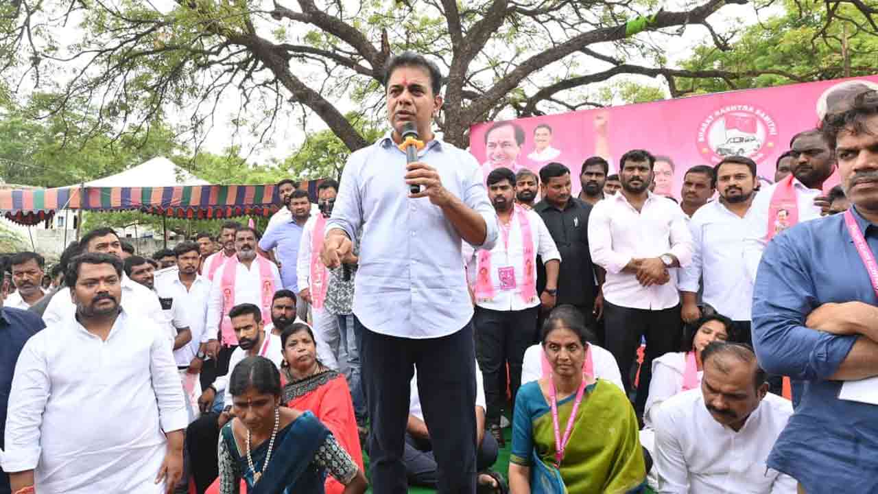 KTR | ఇంకో సంవత్సరం ఓపిక పట్టండి… రాబోయేది మన ప్రభుత్వమే.. హనుమాన్ నగర్ బస్తీవాసులకు కేటీఆర్ భరోసా