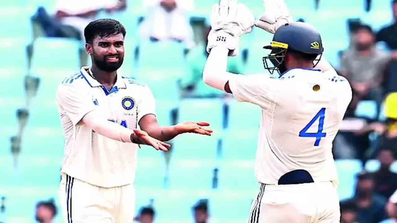 India vs Afghanistan Test | తొలి వికెట్ కోల్పోయిన ఆఫ్గానిస్థాన్‌..తన మొదటి ఓవర్‌లోనే వికెట్ తీసిన మానవ్ సుతార్‌