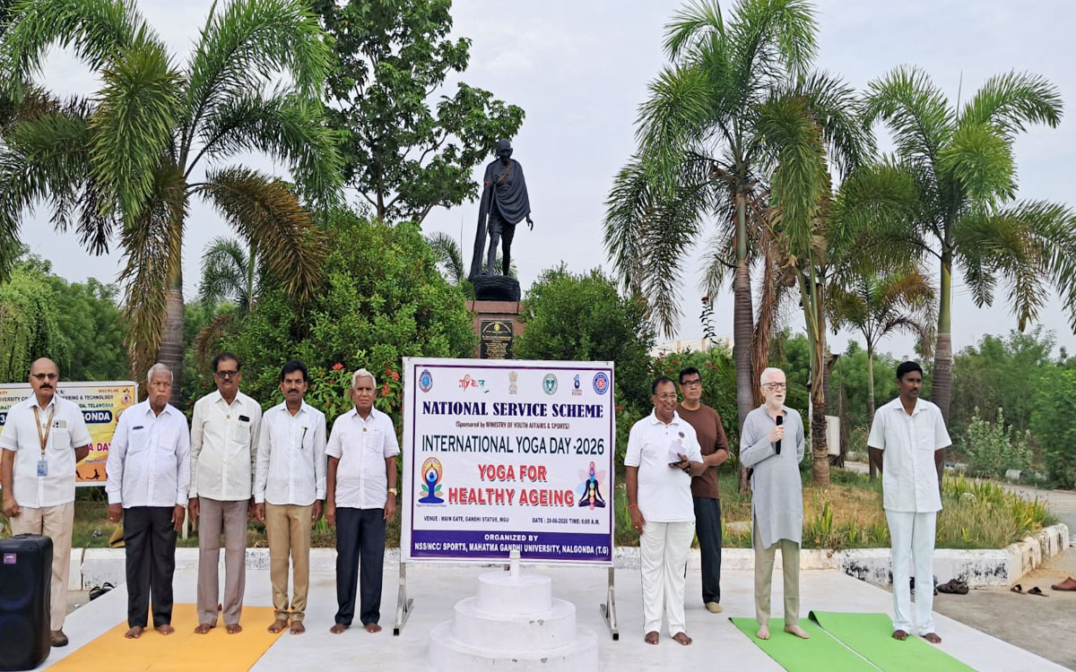 నేటి సమాజంలో ప్రతి ఒక్కరికి యోగా సాధన అవసరం : ఎంజీయూ వీసీ ఖాజా అల్తాఫ్ హుస్సేన్
