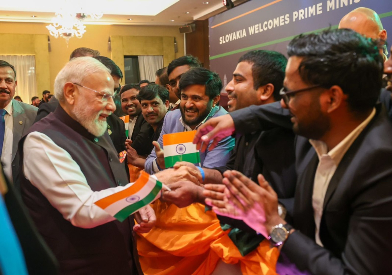 Narendra Modi | స్లోవేకియా చేరుకున్న ప్ర‌ధాని మోడీ.. వీడియో..!