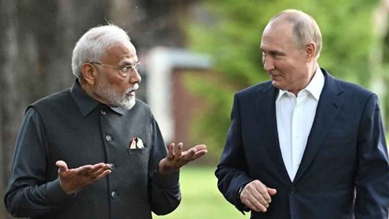 Vladimir Putin: భార‌త్ విదేశాంగ విధానాన్ని ప్ర‌శంసించిన వ్లాదిమిర్ పుతిన్‌