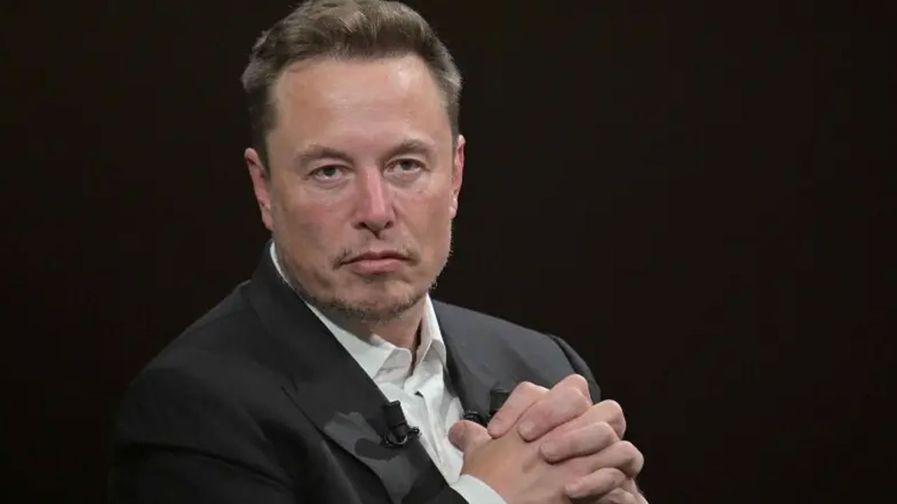 Elon Musk:  హాట్‌కేకుల్లా స్పేస్ఎక్స్ ఐపీవో సేల్‌.. ప్ర‌పంచ తొలి ట్రిలియ‌నీర్‌గా ఎల‌న్ మ‌స్క్