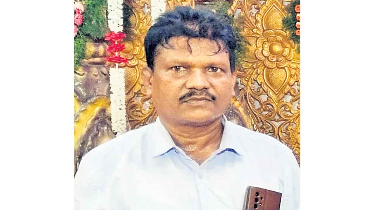 ఆ పాపం తనదేనని.. మనస్తాపంతో రైతు బలవన్మరణం