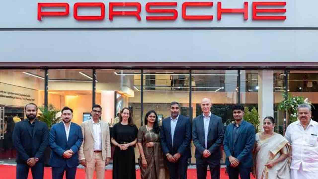 హైదరాబాద్‌లో పోర్షే సెంటర్‌