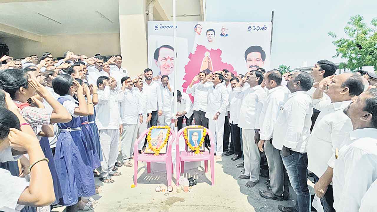 మరో ఉద్యోమానికి సిద్ధం కావాలి