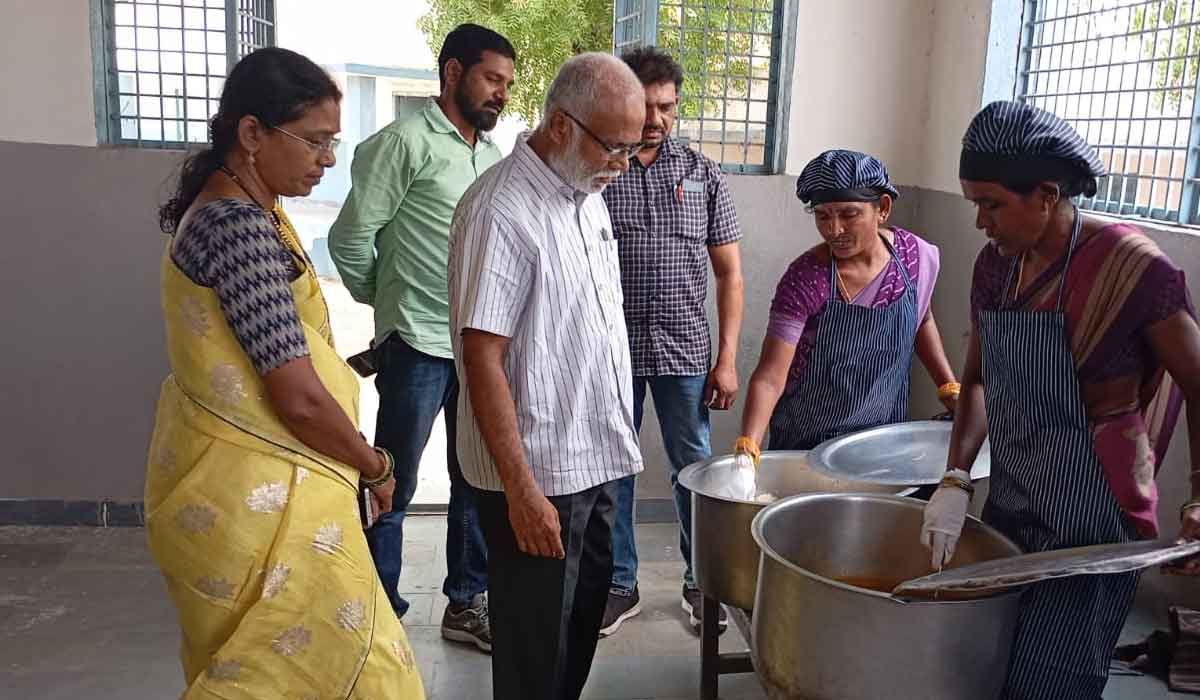Chigurumamidi | విద్యార్థులు విద్యా ప్రమాణాలు పెంపొందించుకోవాలి.. డీఈవో ప్రశాంత్ రెడ్డి