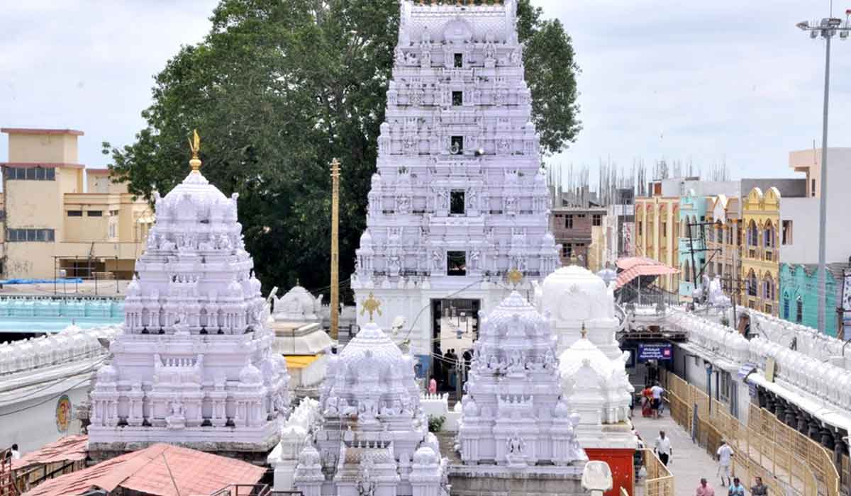 Vemulawada | రాజన్న ఆలయంలో ఉద్యోగాలకు నియామక పరీక్షలు… 21 ఉద్యోగాలకు 155 దరఖాస్తులు