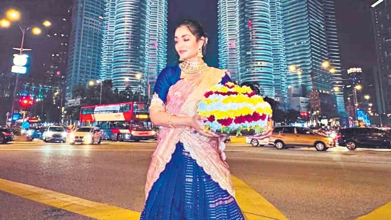 Rashmi Thakur 2