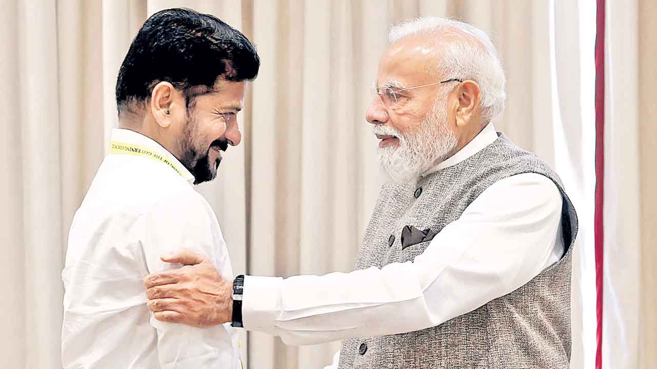 తెలంగాణ ప్రాజెక్టులకు సహకరించాలి.. ప్రధాని మోదీకి సీఎం రేవంత్‌రెడ్డి విజ్ఞప్తి