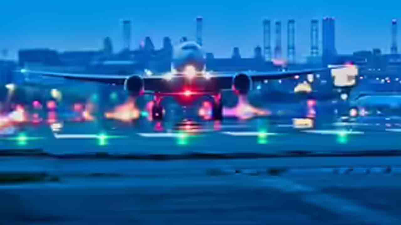 Ukraine drone attacks | ఉక్రెయిన్‌ భీకర డ్రోన్‌ దాడులు.. మాస్కోలో విమానాశ్రయాల మూసివేత