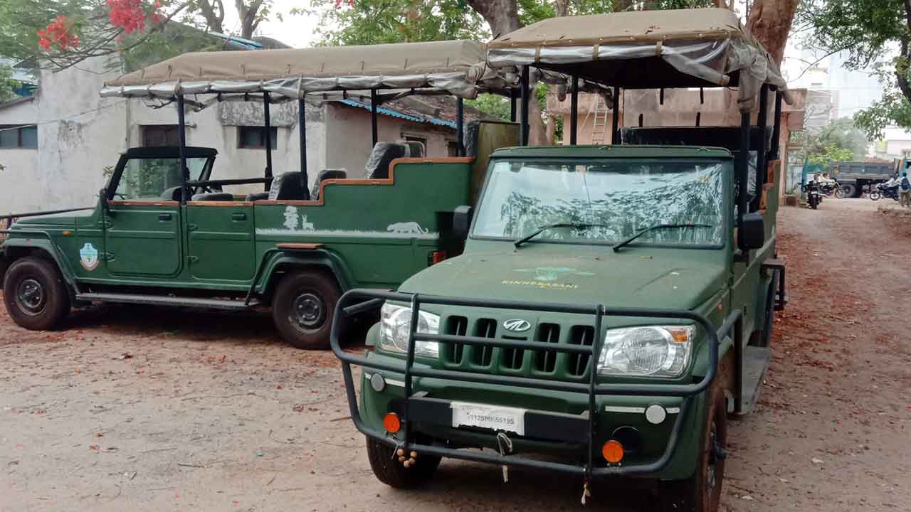 కిన్నెరసానిలో సఫారీ యాత్ర