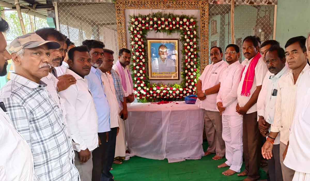 Vodithela Satish Kumar | మృతుల కుటుంబాలకు బీఆర్ఎస్ అండగా ఉంటుంది.. మాజీ ఎమ్మెల్యే వోడితల సతీష్ కుమార్