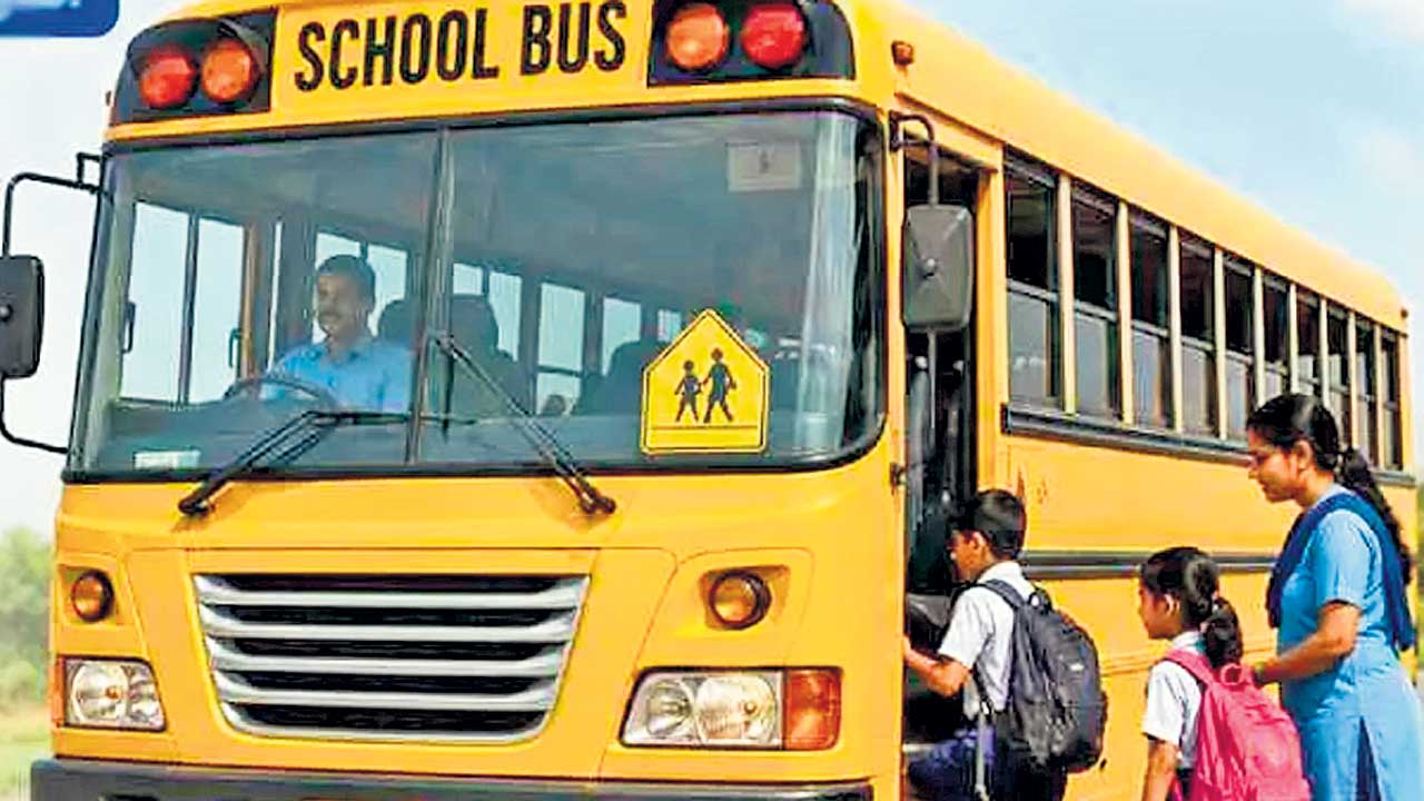 బడి దూరం.. రవాణా భారం