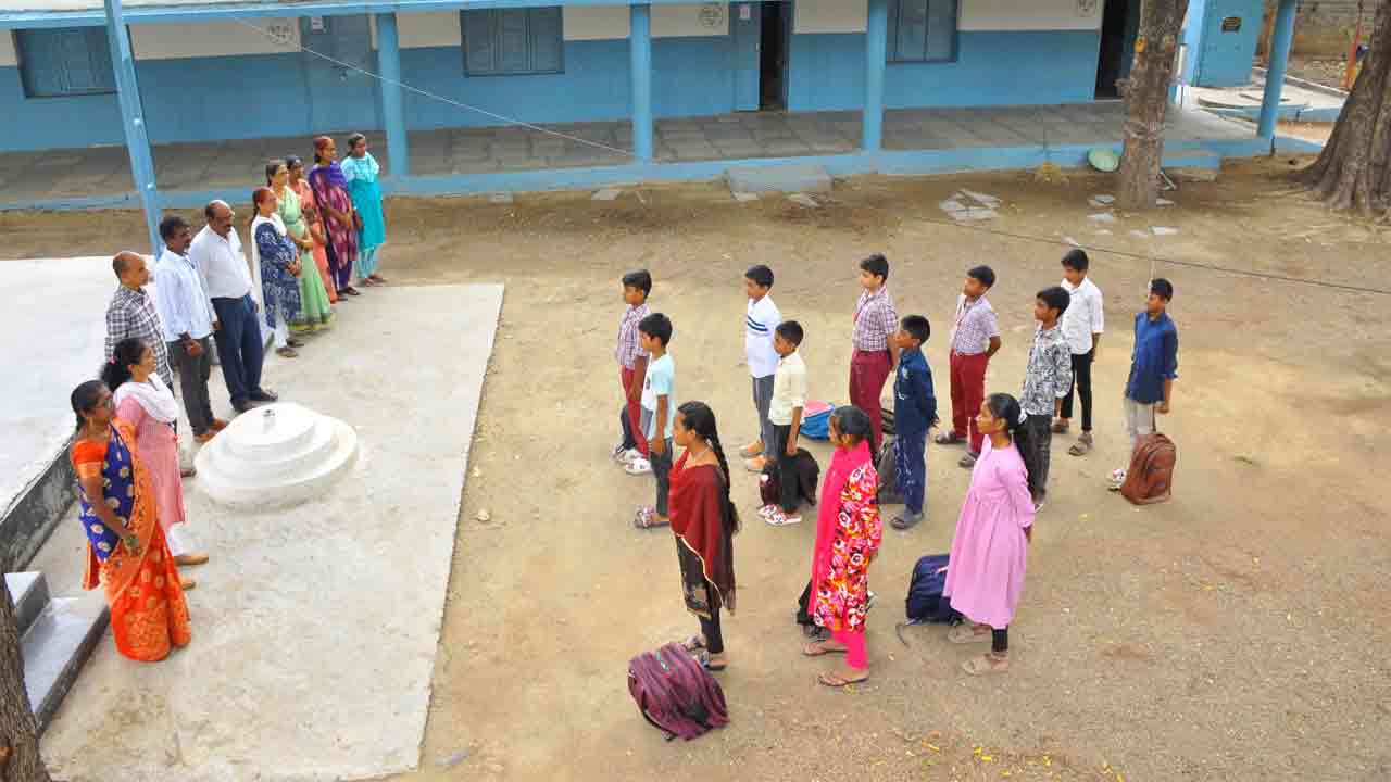 Schools Reopen3