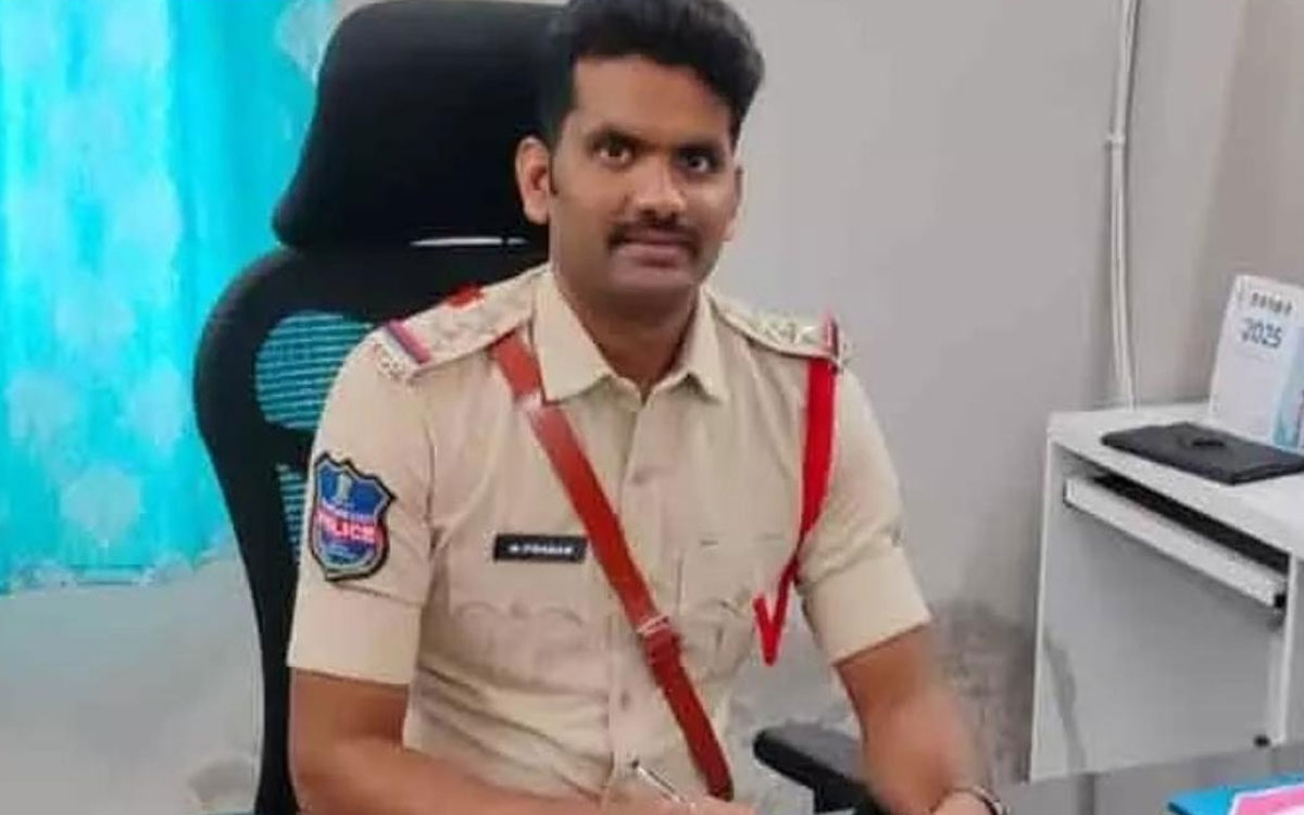 ఆకతాయిలు, అసాంఘీక శక్తులకు బూర్గంపహాడ్ ఎస్ఐ హెచ్చరిక