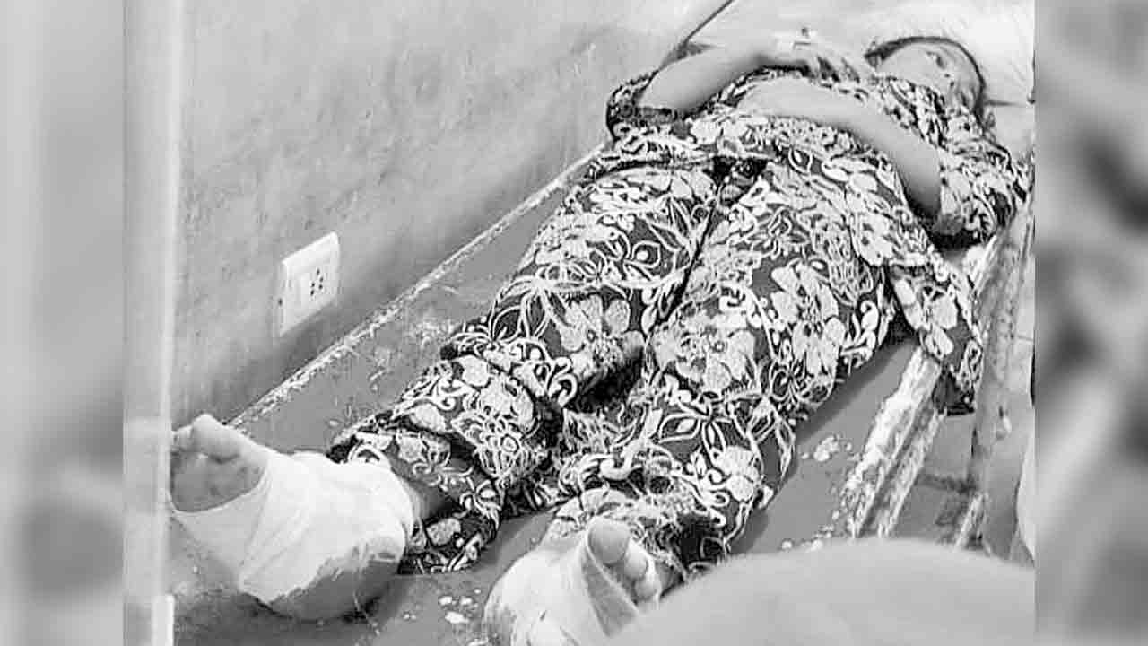 బాసరలో ట్రిపుల్‌ ఐటీ విద్యార్థిని ఆత్మహత్యాయత్నం