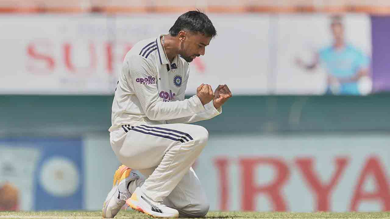 India vs Afghanistan Test | 152 పరుగులకు ఆలౌట్‌  అయిన ఆప్గనిస్తాన్‌ ..6 వికెట్లతో సత్తా చాటిన మానవ్ సుతార్‌