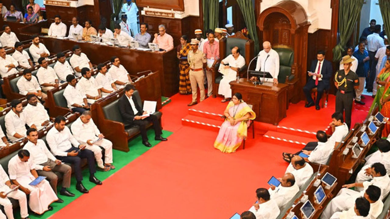 Tamil Nadu Governor: క్ష‌మాప‌ణ‌లు చెప్పిన త‌మిళ‌నాడు గ‌వ‌ర్న‌ర్