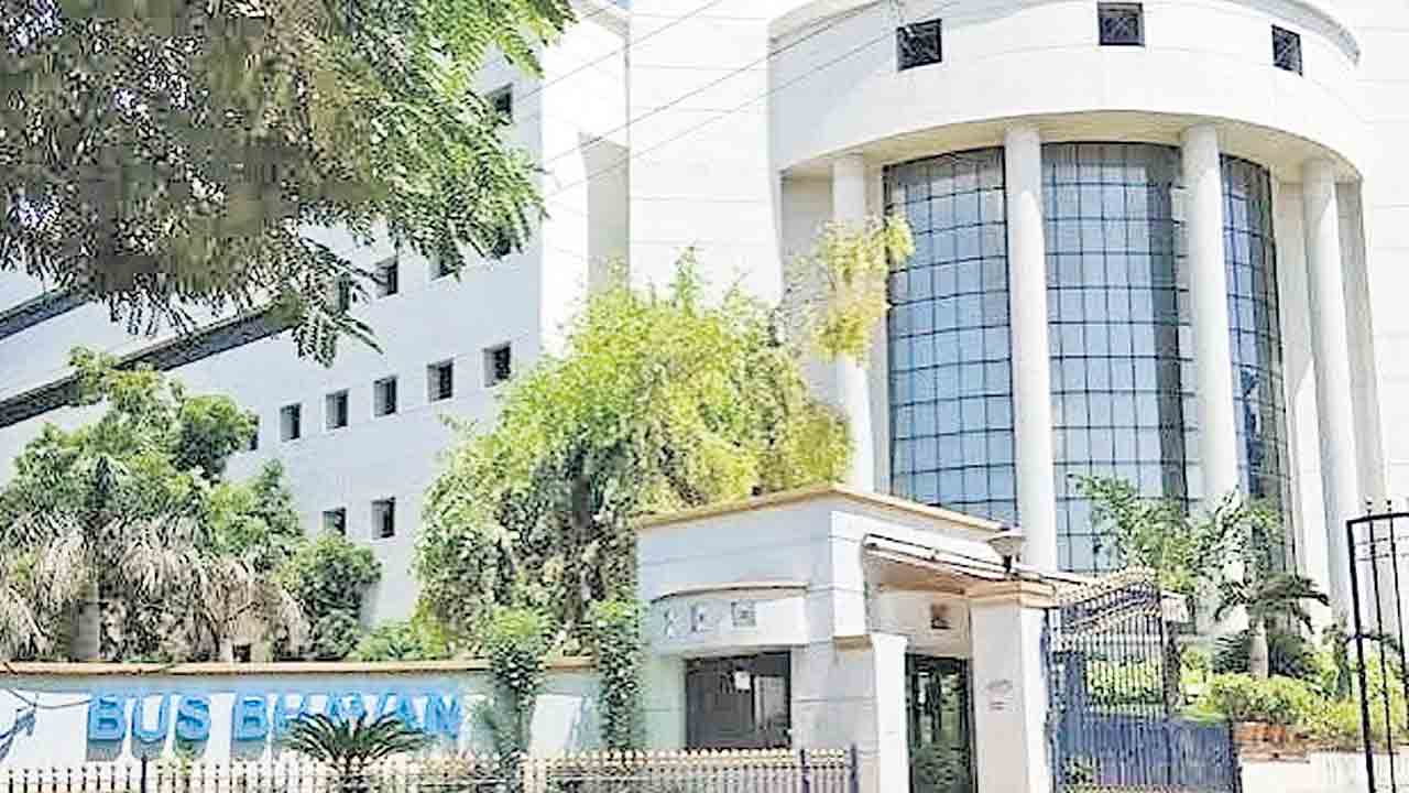 ఆర్టీసీలో మరోసారి సమ్మె సైరన్‌?