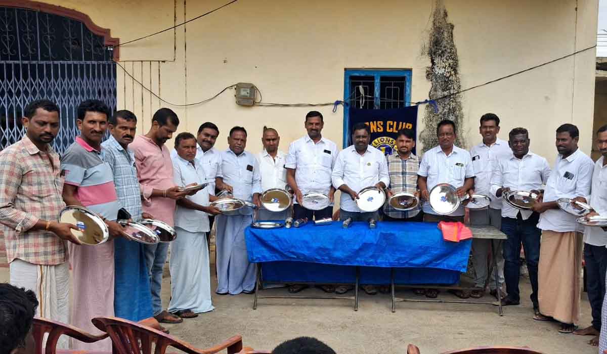 Lions Club | ప్లాస్టిక్ రహిత గ్రామాలుగా తీర్చిదిద్దడానికి తమ వంతు కృషి.. లయన్స్ క్లబ్ అధ్యక్షుడు తిరుపతి