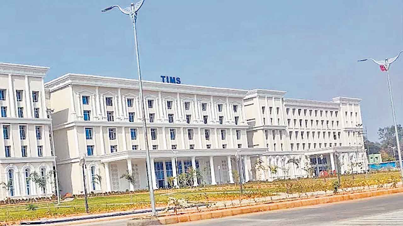 టిమ్స్‌ కోసం నిమ్స్‌ నోటిఫికేషన్‌