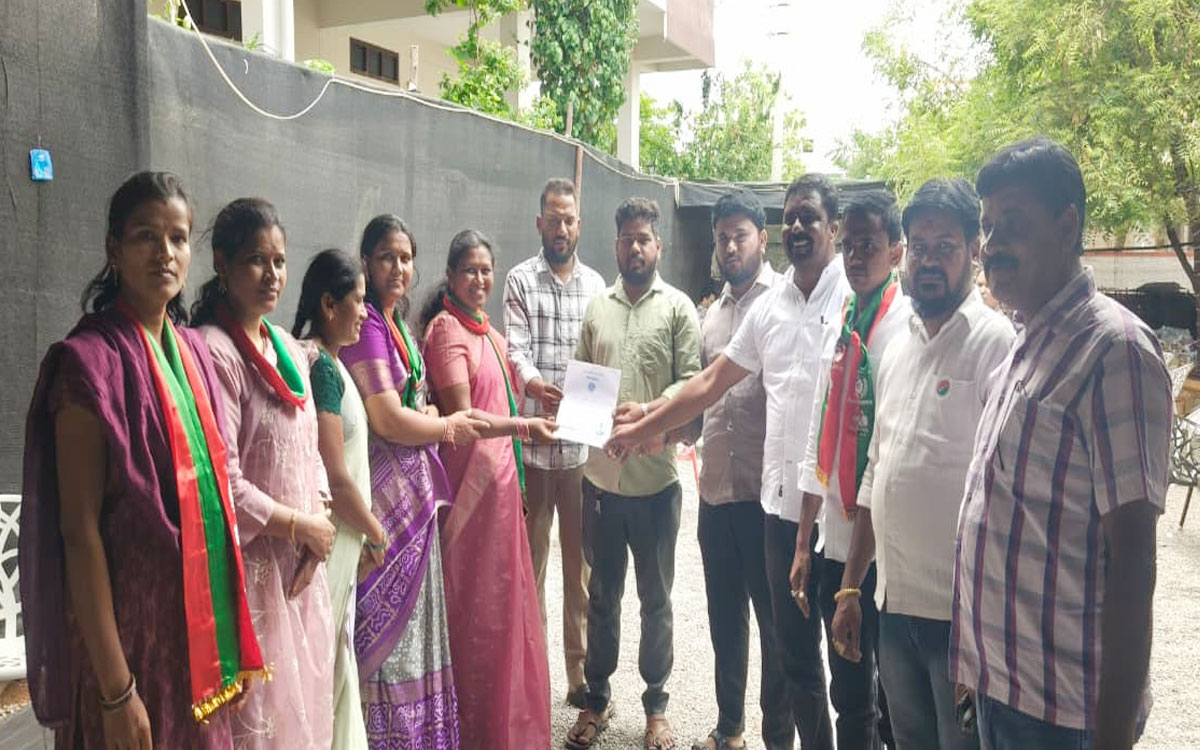 ‘టీఆర్‌పీ బహిరంగ సభను విజయవంతం చేయండి’