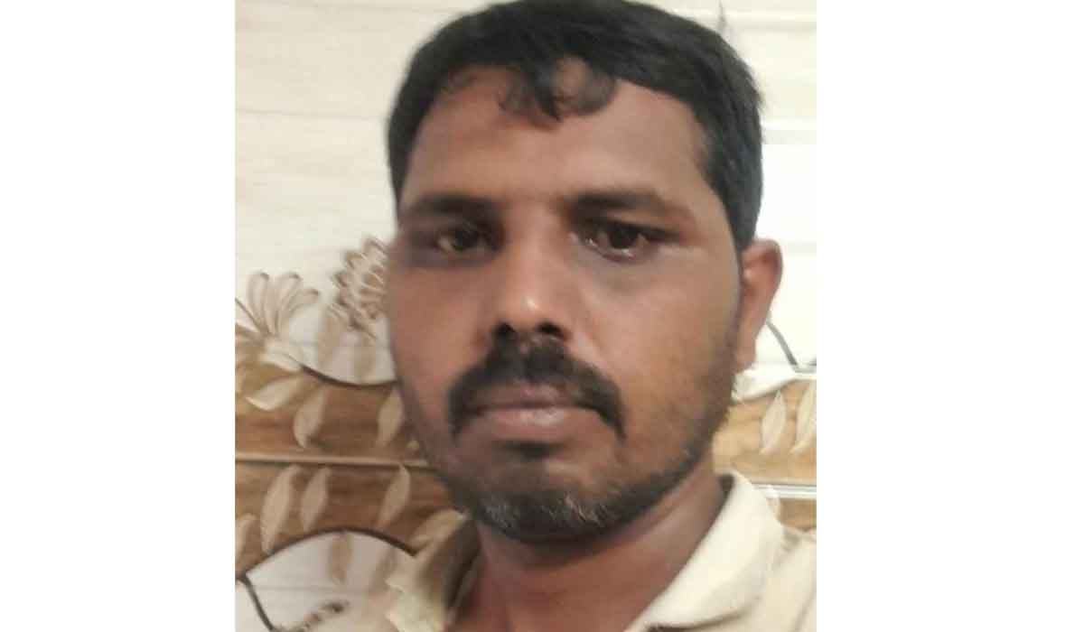 Chigurumamidi | ముదిమాణిక్యంలో ఉరేసుకుని కార్పెంటర్ మృతి