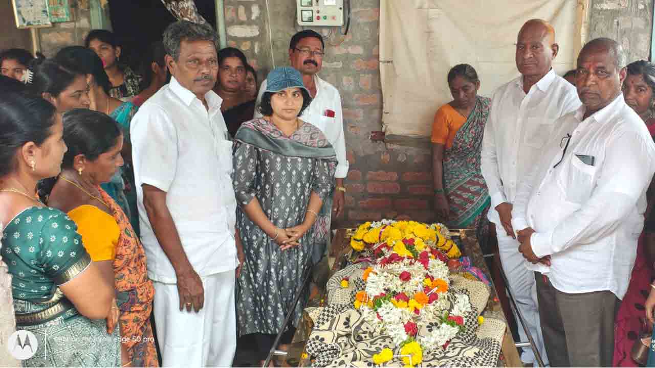 Karepalli | బీఆర్ఎస్ మాజీ మండల ప్రధాన కార్యదర్శి వీరన్నకు మాతృవియోగం