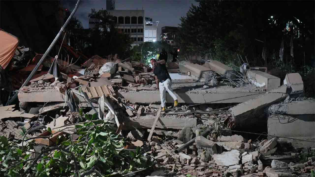 Venezuela Earthqauke | వెనెజువెలాను కుదిపేసిన జంట భూకంపాలు.. లక్ష మంది వరకు మరణించొచ్చు.. USGS అంచనా