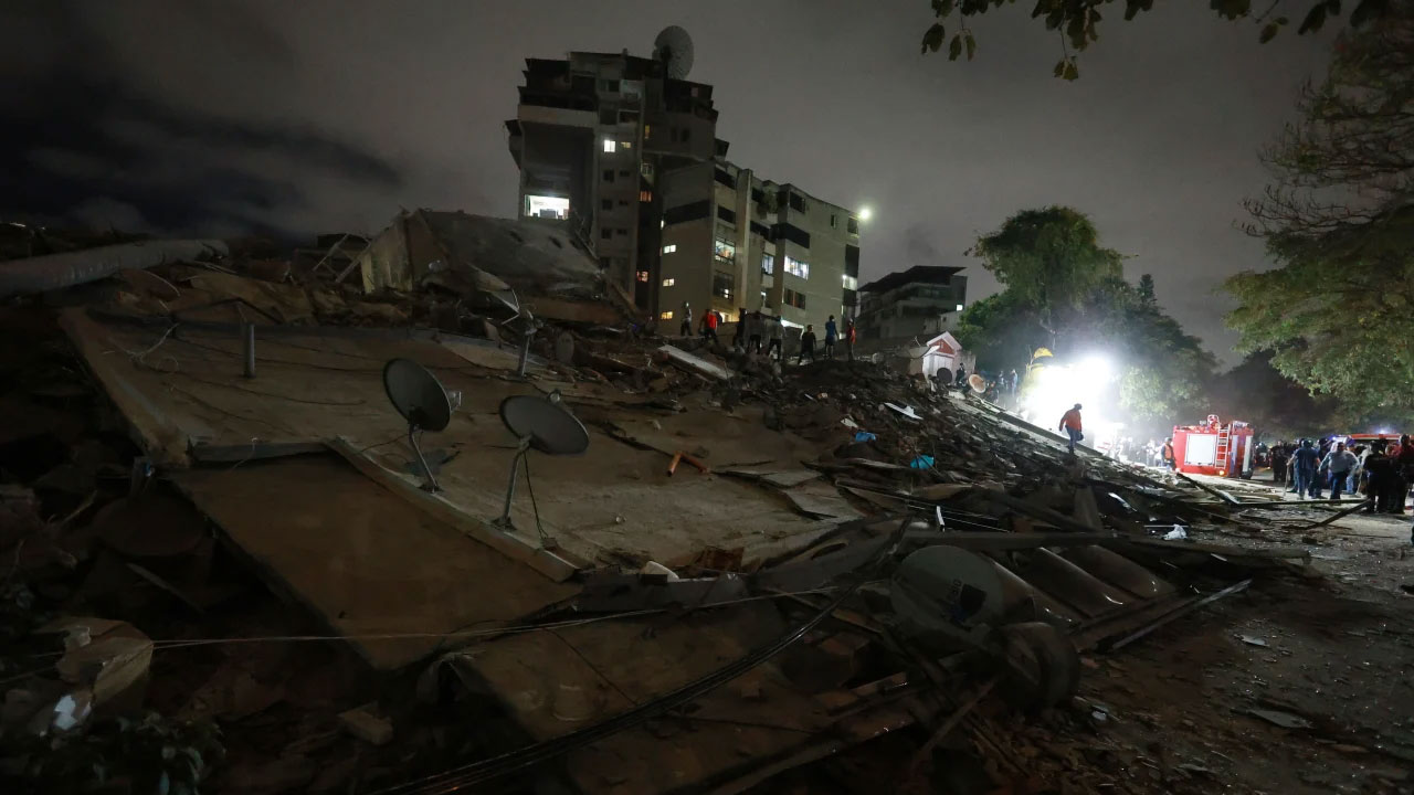 Venezuela  Earthquakes: 40 సెక‌న్ల తేడాలో రెండు భూకంపాలు.. 32 మంది మృతి, 700 మందికి గాయాలు
